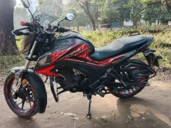 CB Hornet 160R